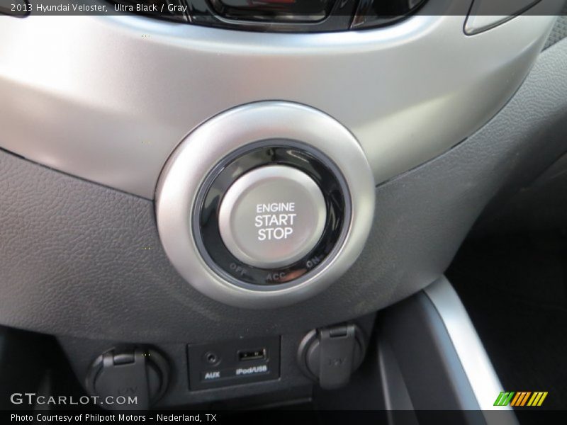 Ultra Black / Gray 2013 Hyundai Veloster