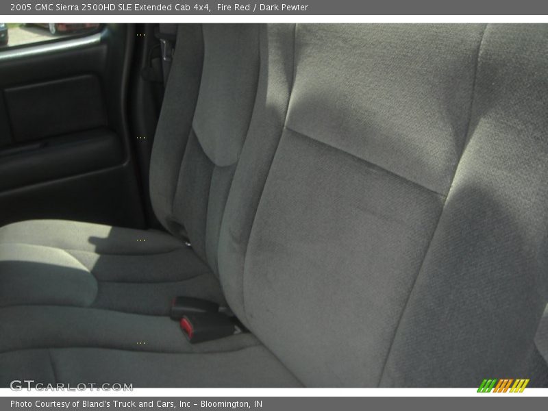Fire Red / Dark Pewter 2005 GMC Sierra 2500HD SLE Extended Cab 4x4