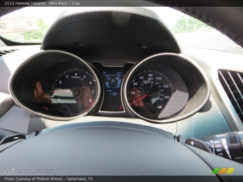Ultra Black / Gray 2013 Hyundai Veloster