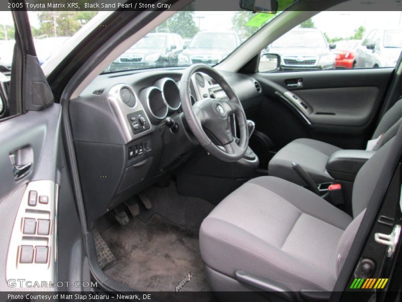  2005 Matrix XRS Stone Gray Interior
