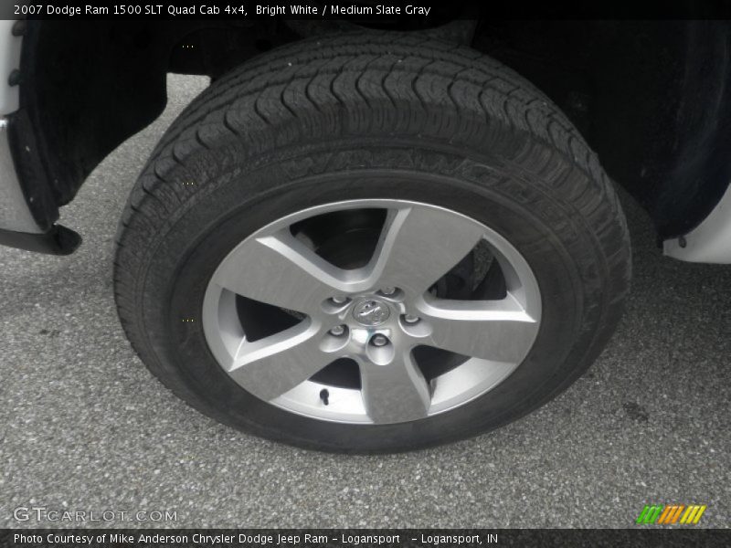 Bright White / Medium Slate Gray 2007 Dodge Ram 1500 SLT Quad Cab 4x4
