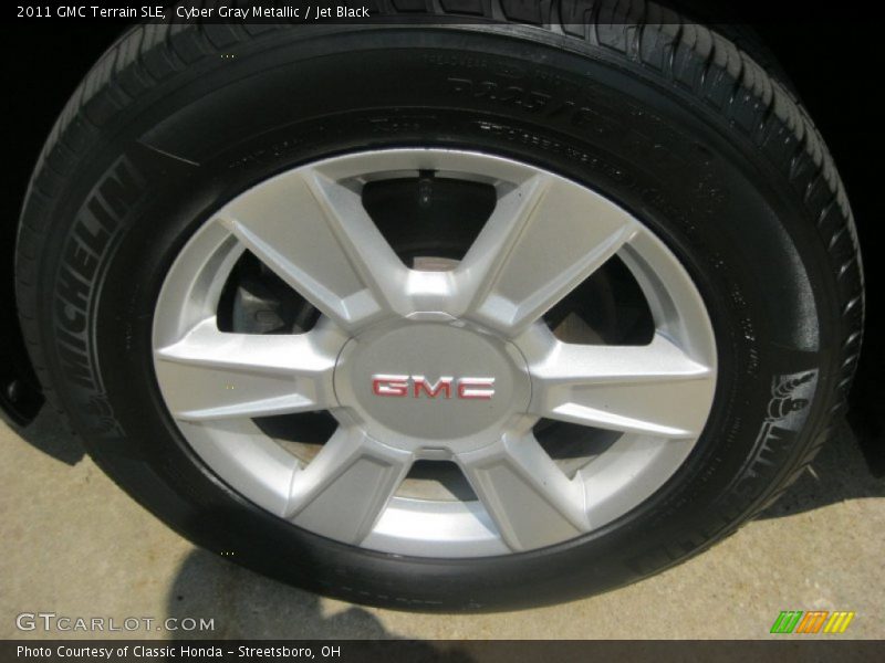Cyber Gray Metallic / Jet Black 2011 GMC Terrain SLE