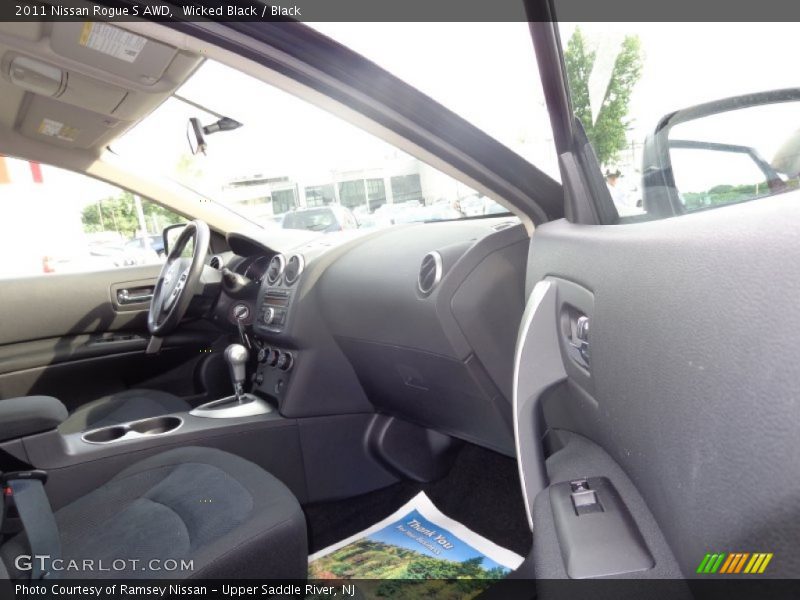 Wicked Black / Black 2011 Nissan Rogue S AWD