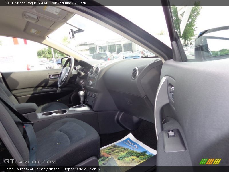 Wicked Black / Black 2011 Nissan Rogue S AWD