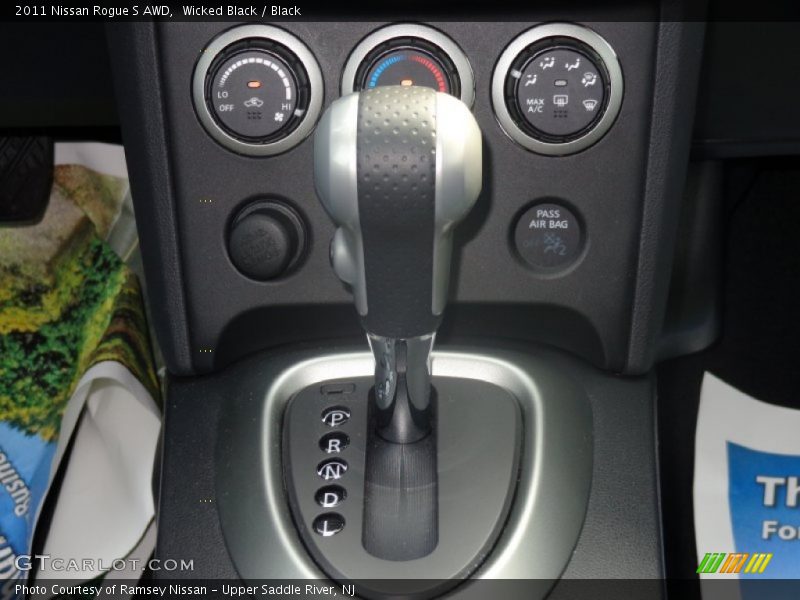 Wicked Black / Black 2011 Nissan Rogue S AWD