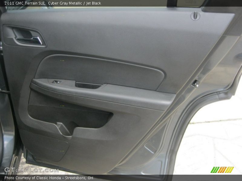 Cyber Gray Metallic / Jet Black 2011 GMC Terrain SLE