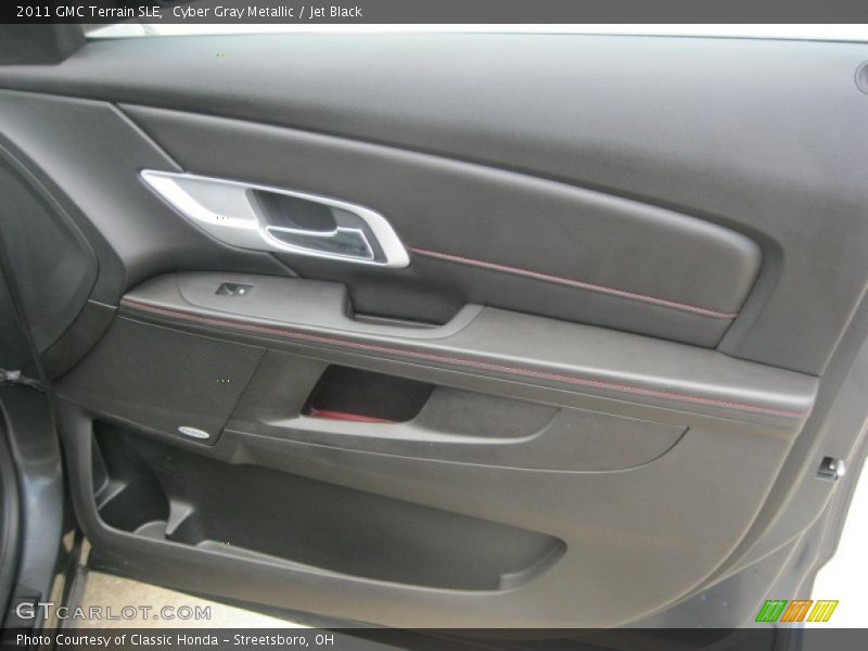 Cyber Gray Metallic / Jet Black 2011 GMC Terrain SLE