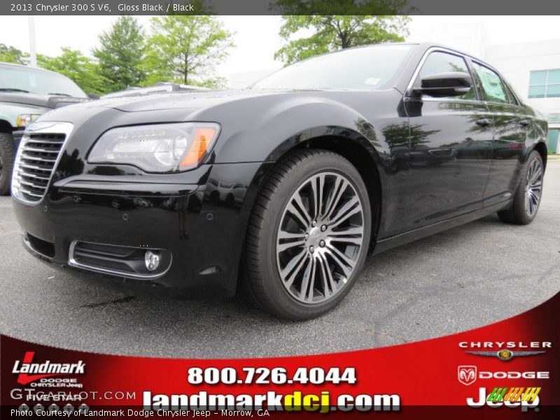Gloss Black / Black 2013 Chrysler 300 S V6