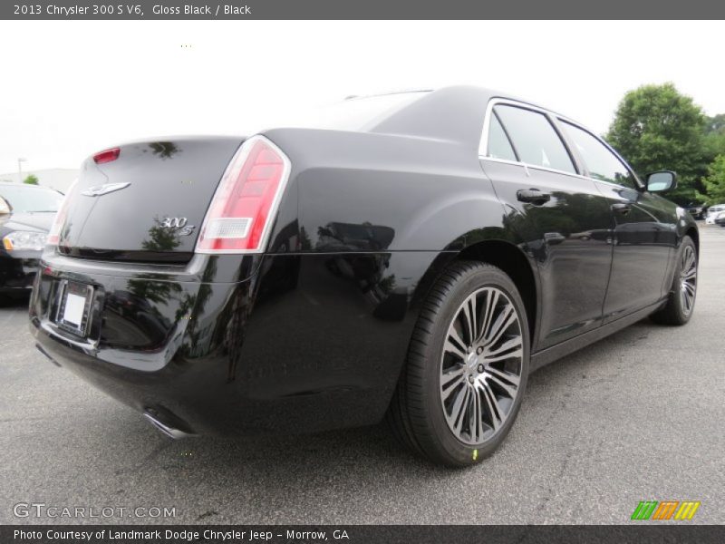 Gloss Black / Black 2013 Chrysler 300 S V6