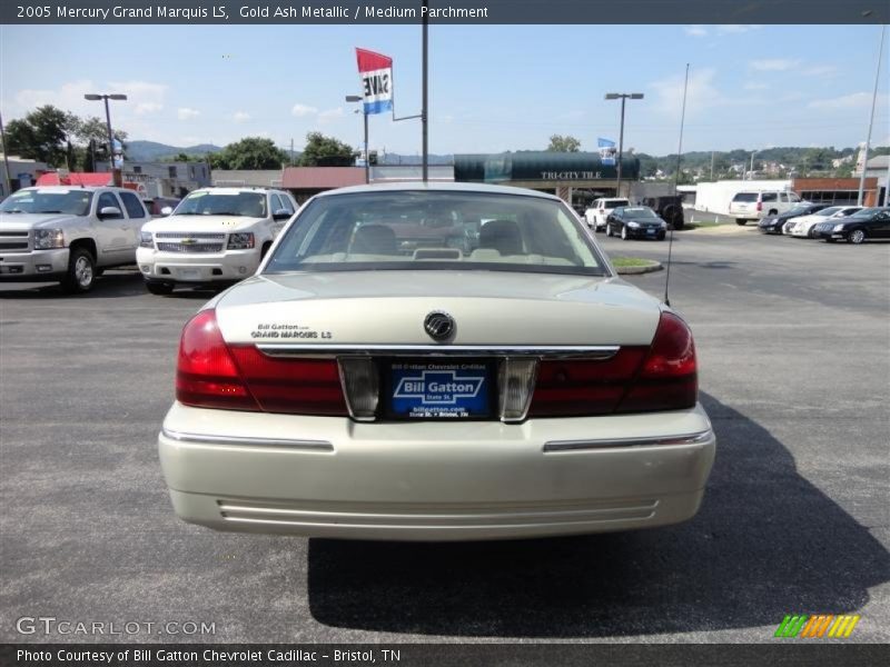 Gold Ash Metallic / Medium Parchment 2005 Mercury Grand Marquis LS
