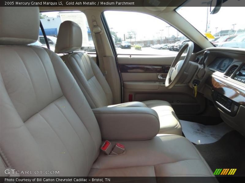 Gold Ash Metallic / Medium Parchment 2005 Mercury Grand Marquis LS