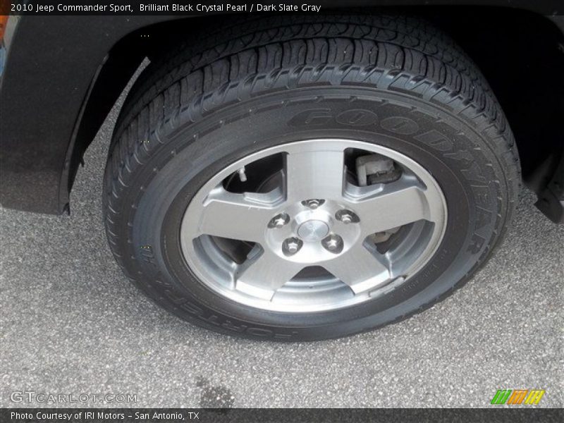 Brilliant Black Crystal Pearl / Dark Slate Gray 2010 Jeep Commander Sport