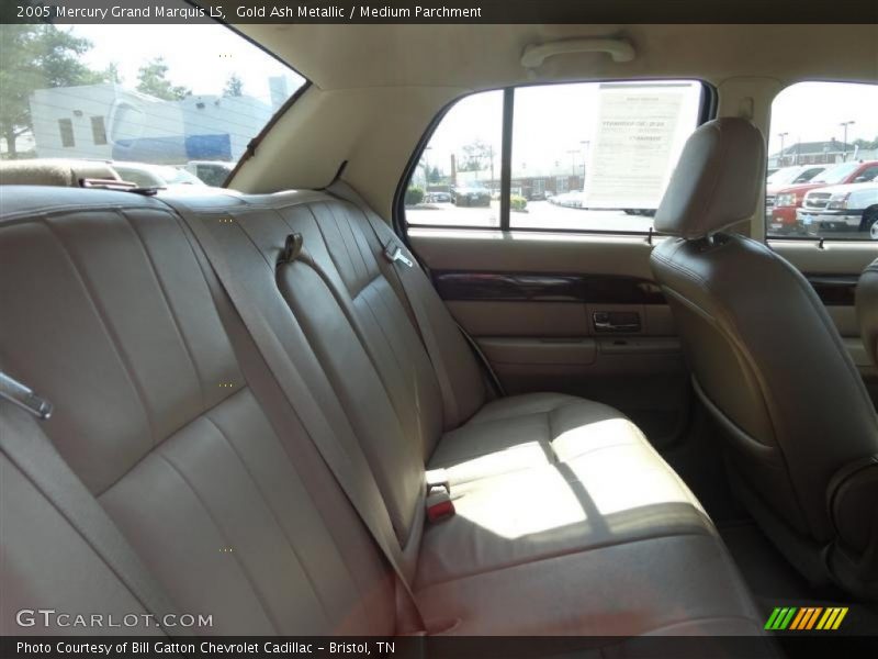 Gold Ash Metallic / Medium Parchment 2005 Mercury Grand Marquis LS