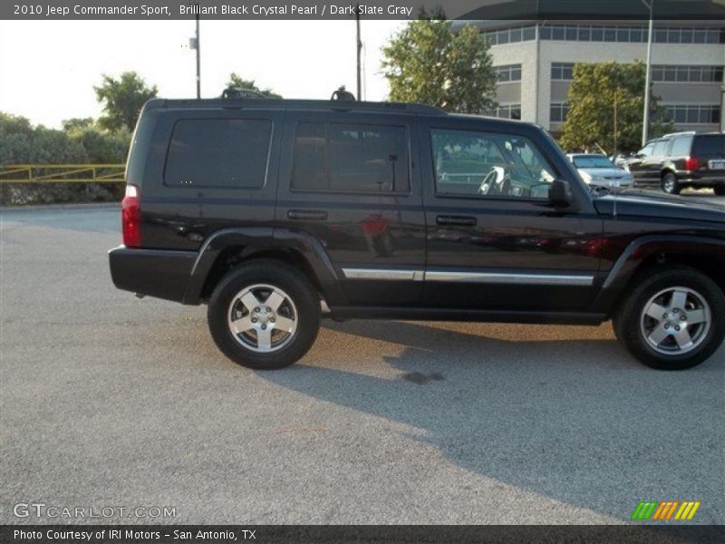Brilliant Black Crystal Pearl / Dark Slate Gray 2010 Jeep Commander Sport