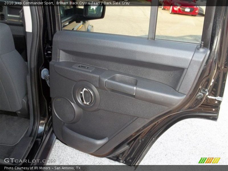 Brilliant Black Crystal Pearl / Dark Slate Gray 2010 Jeep Commander Sport