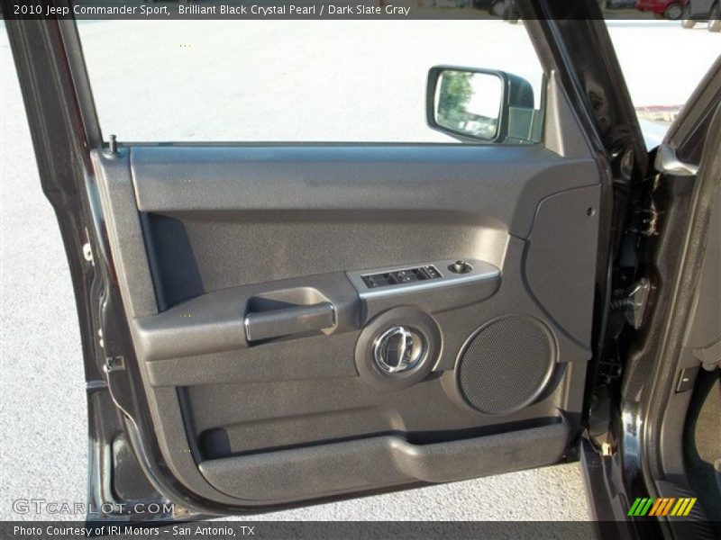 Brilliant Black Crystal Pearl / Dark Slate Gray 2010 Jeep Commander Sport