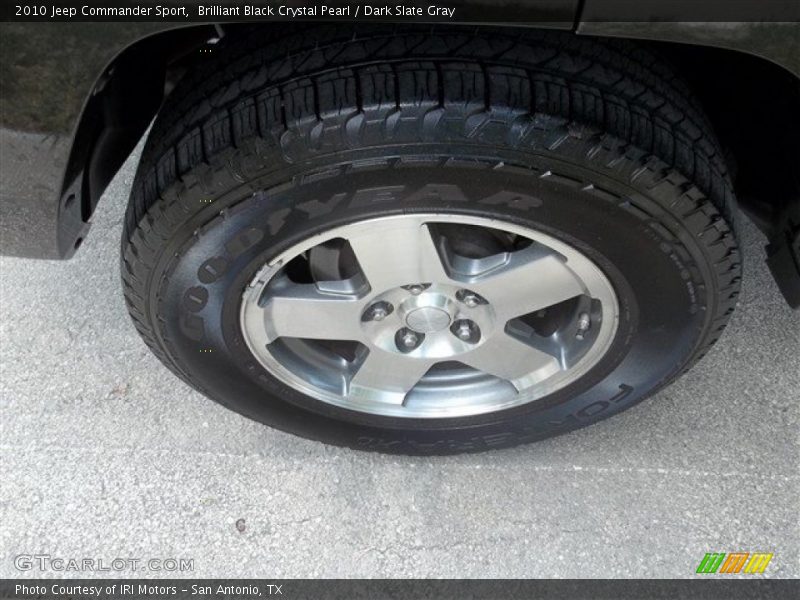Brilliant Black Crystal Pearl / Dark Slate Gray 2010 Jeep Commander Sport