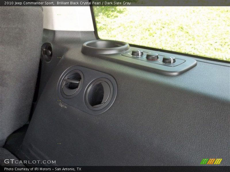 Brilliant Black Crystal Pearl / Dark Slate Gray 2010 Jeep Commander Sport