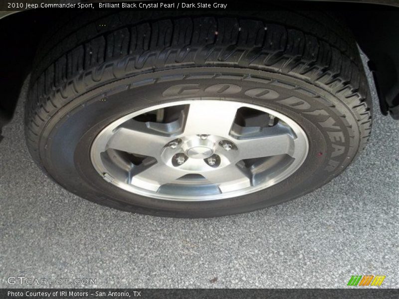 Brilliant Black Crystal Pearl / Dark Slate Gray 2010 Jeep Commander Sport