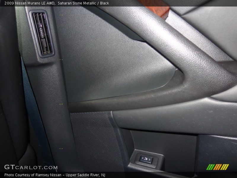 Saharan Stone Metallic / Black 2009 Nissan Murano LE AWD