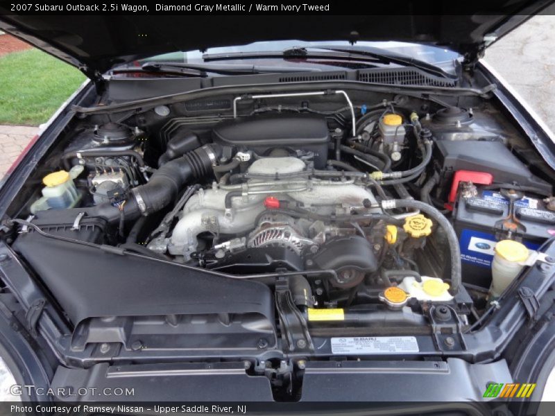 Diamond Gray Metallic / Warm Ivory Tweed 2007 Subaru Outback 2.5i Wagon