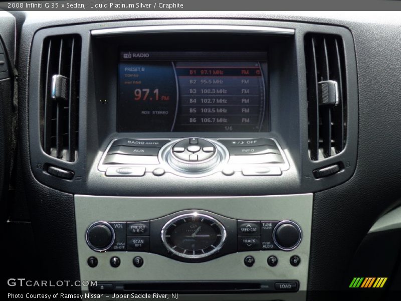 Liquid Platinum Silver / Graphite 2008 Infiniti G 35 x Sedan
