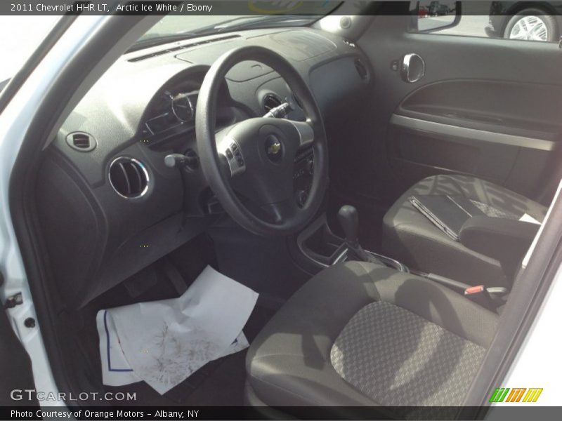 Arctic Ice White / Ebony 2011 Chevrolet HHR LT