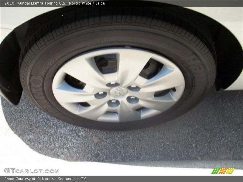 Nordic White / Beige 2010 Hyundai Elantra Touring GLS