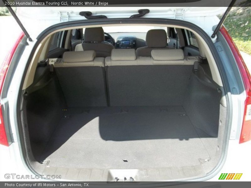 Nordic White / Beige 2010 Hyundai Elantra Touring GLS