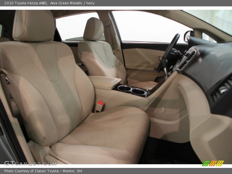 Aloe Green Metallic / Ivory 2010 Toyota Venza AWD