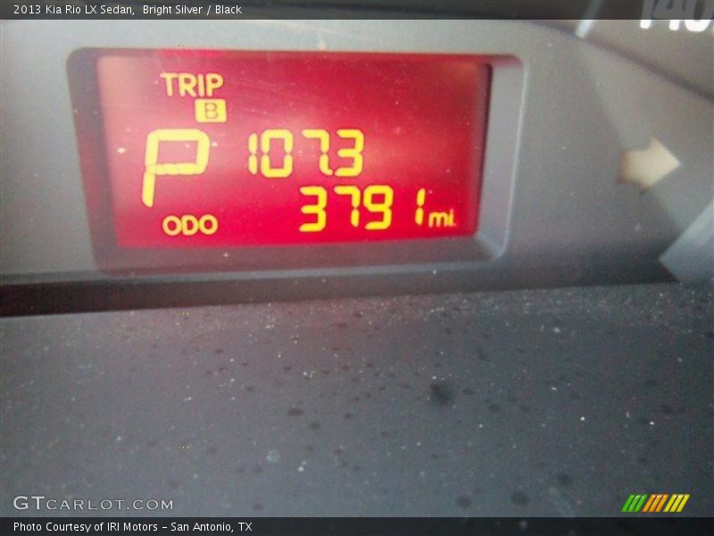 Bright Silver / Black 2013 Kia Rio LX Sedan