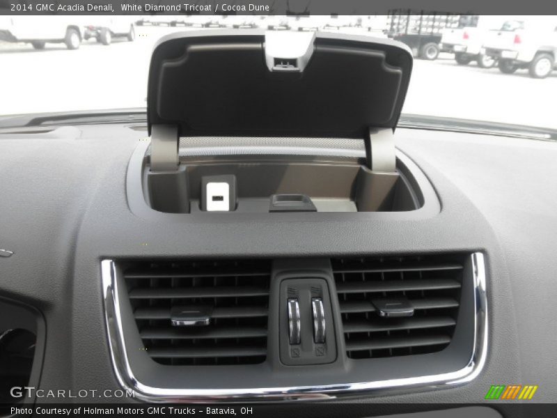 White Diamond Tricoat / Cocoa Dune 2014 GMC Acadia Denali