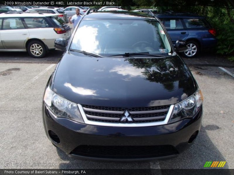 Labrador Black Pearl / Black 2009 Mitsubishi Outlander ES 4WD