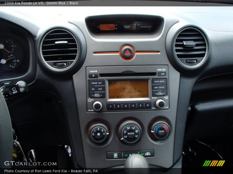 Denim Blue / Black 2009 Kia Rondo LX V6
