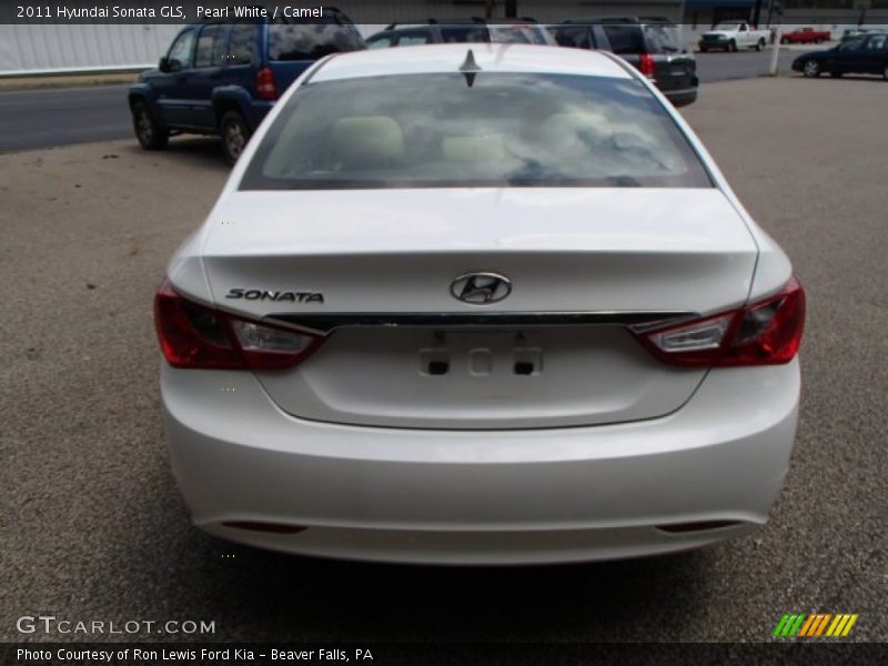 Pearl White / Camel 2011 Hyundai Sonata GLS