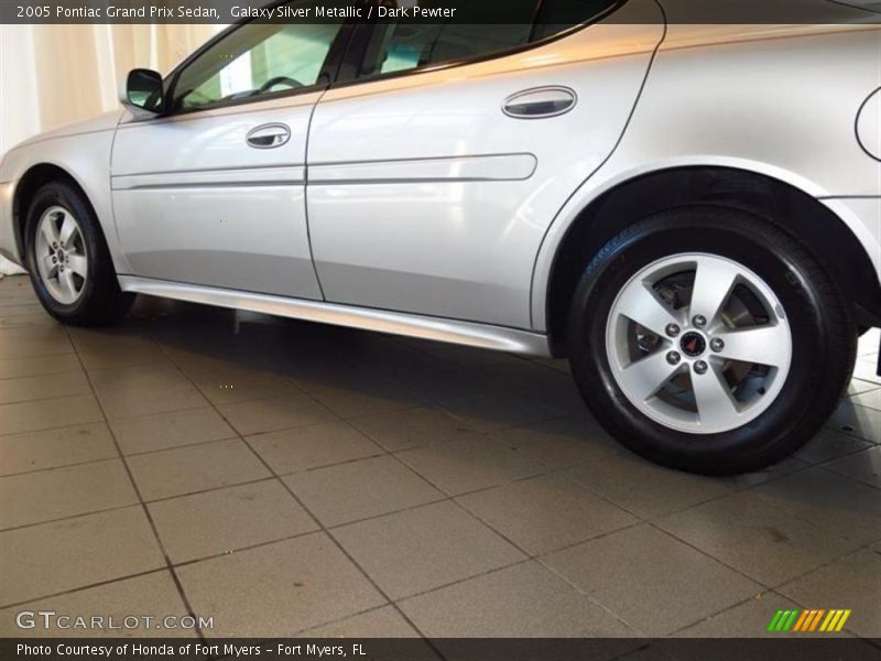 Galaxy Silver Metallic / Dark Pewter 2005 Pontiac Grand Prix Sedan