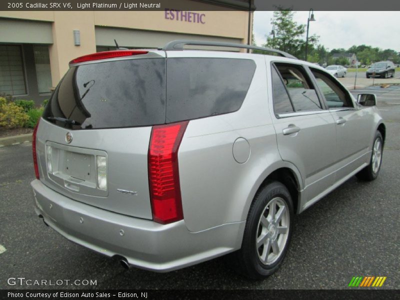 Light Platinum / Light Neutral 2005 Cadillac SRX V6