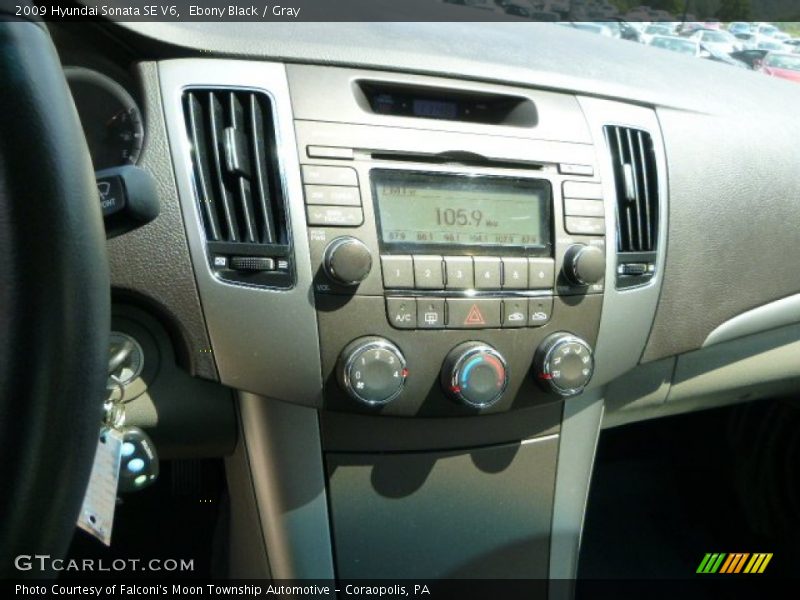 Ebony Black / Gray 2009 Hyundai Sonata SE V6