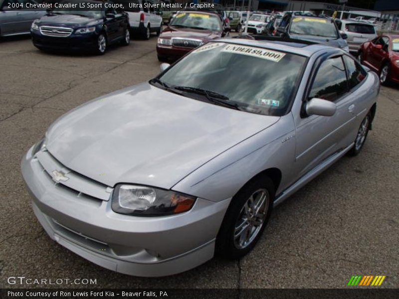 Ultra Silver Metallic / Graphite 2004 Chevrolet Cavalier LS Sport Coupe