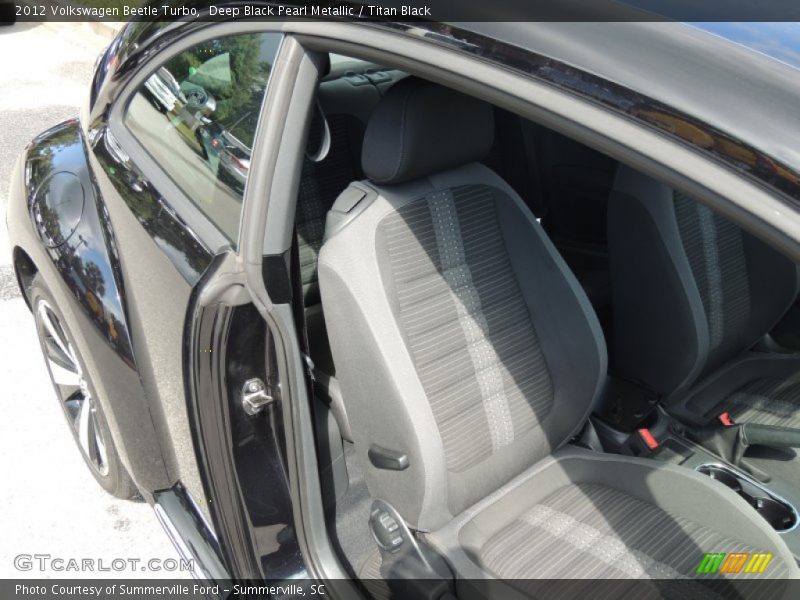 Deep Black Pearl Metallic / Titan Black 2012 Volkswagen Beetle Turbo