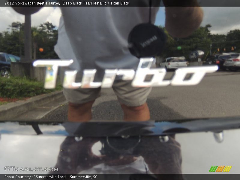 Deep Black Pearl Metallic / Titan Black 2012 Volkswagen Beetle Turbo