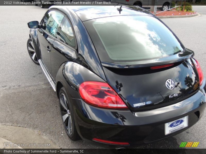 Deep Black Pearl Metallic / Titan Black 2012 Volkswagen Beetle Turbo