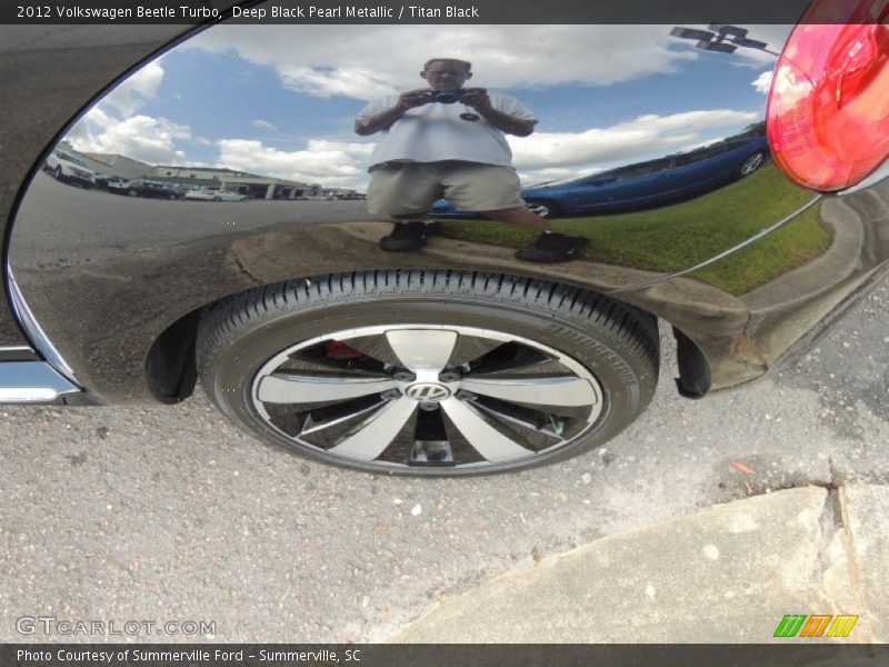 Deep Black Pearl Metallic / Titan Black 2012 Volkswagen Beetle Turbo