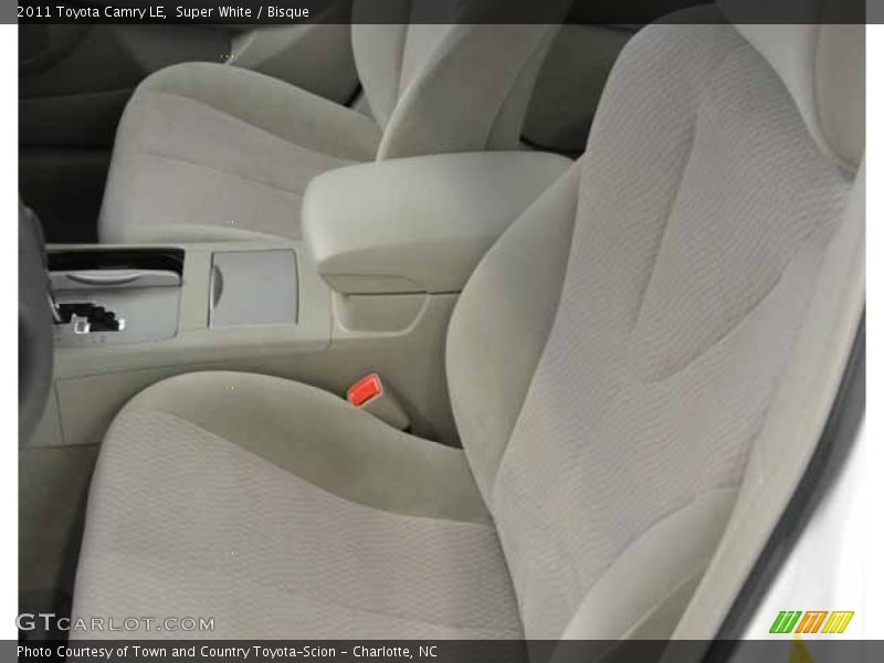Super White / Bisque 2011 Toyota Camry LE