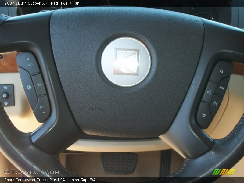 Red Jewel / Tan 2007 Saturn Outlook XR