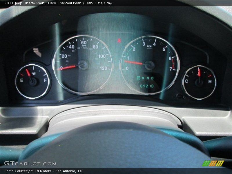 Dark Charcoal Pearl / Dark Slate Gray 2011 Jeep Liberty Sport
