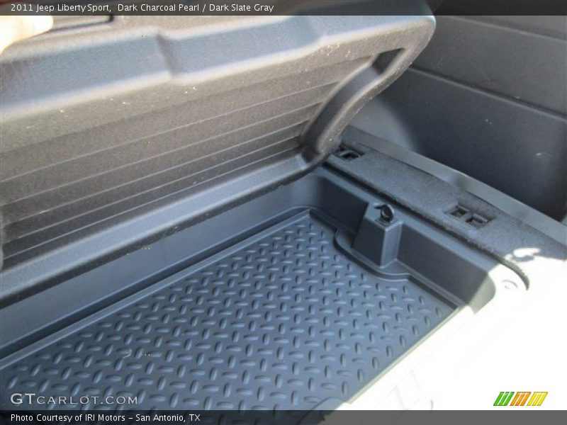Dark Charcoal Pearl / Dark Slate Gray 2011 Jeep Liberty Sport