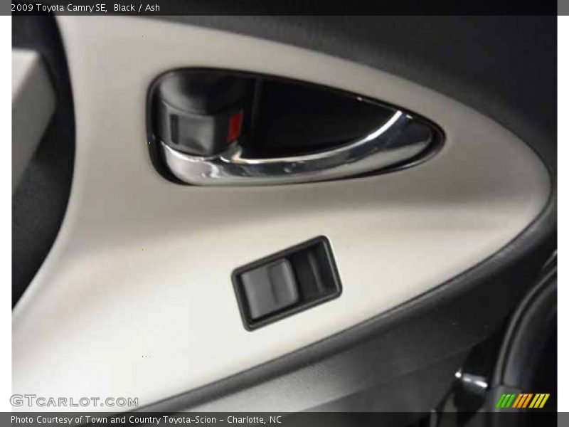 Black / Ash 2009 Toyota Camry SE