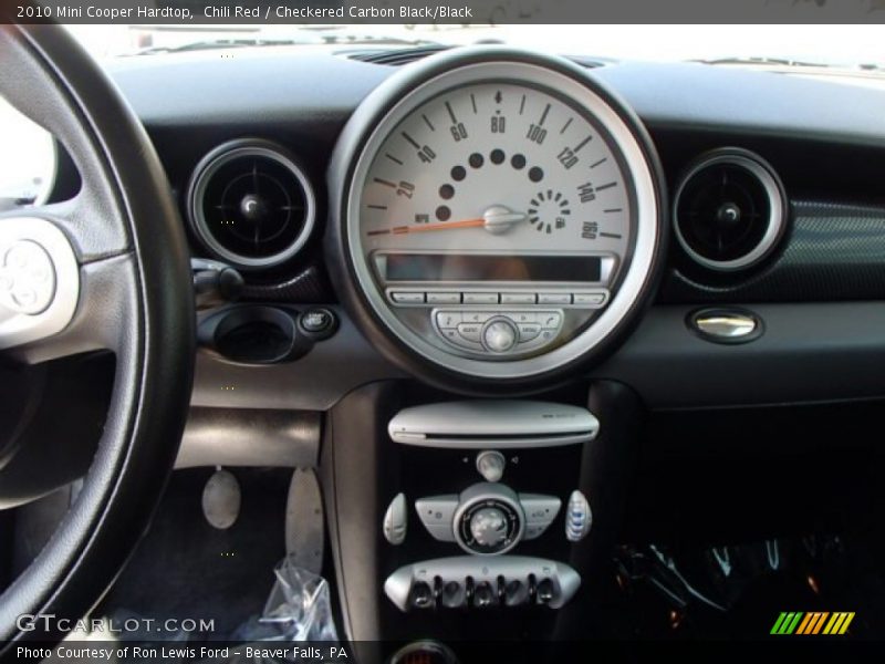 Chili Red / Checkered Carbon Black/Black 2010 Mini Cooper Hardtop
