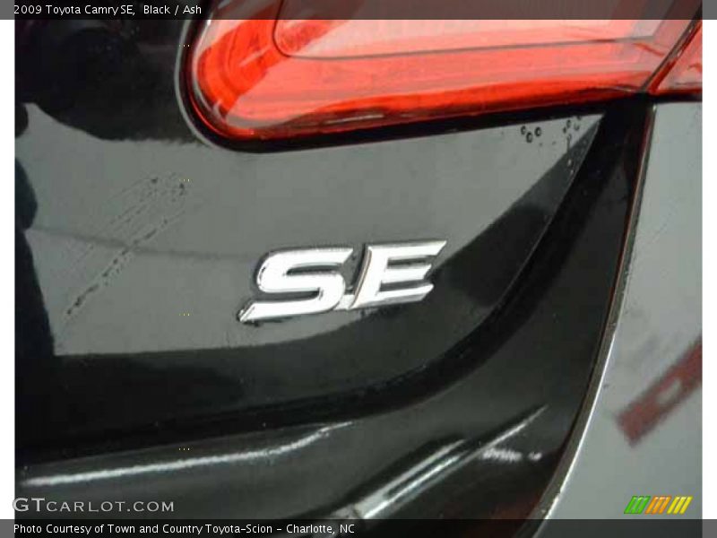 Black / Ash 2009 Toyota Camry SE